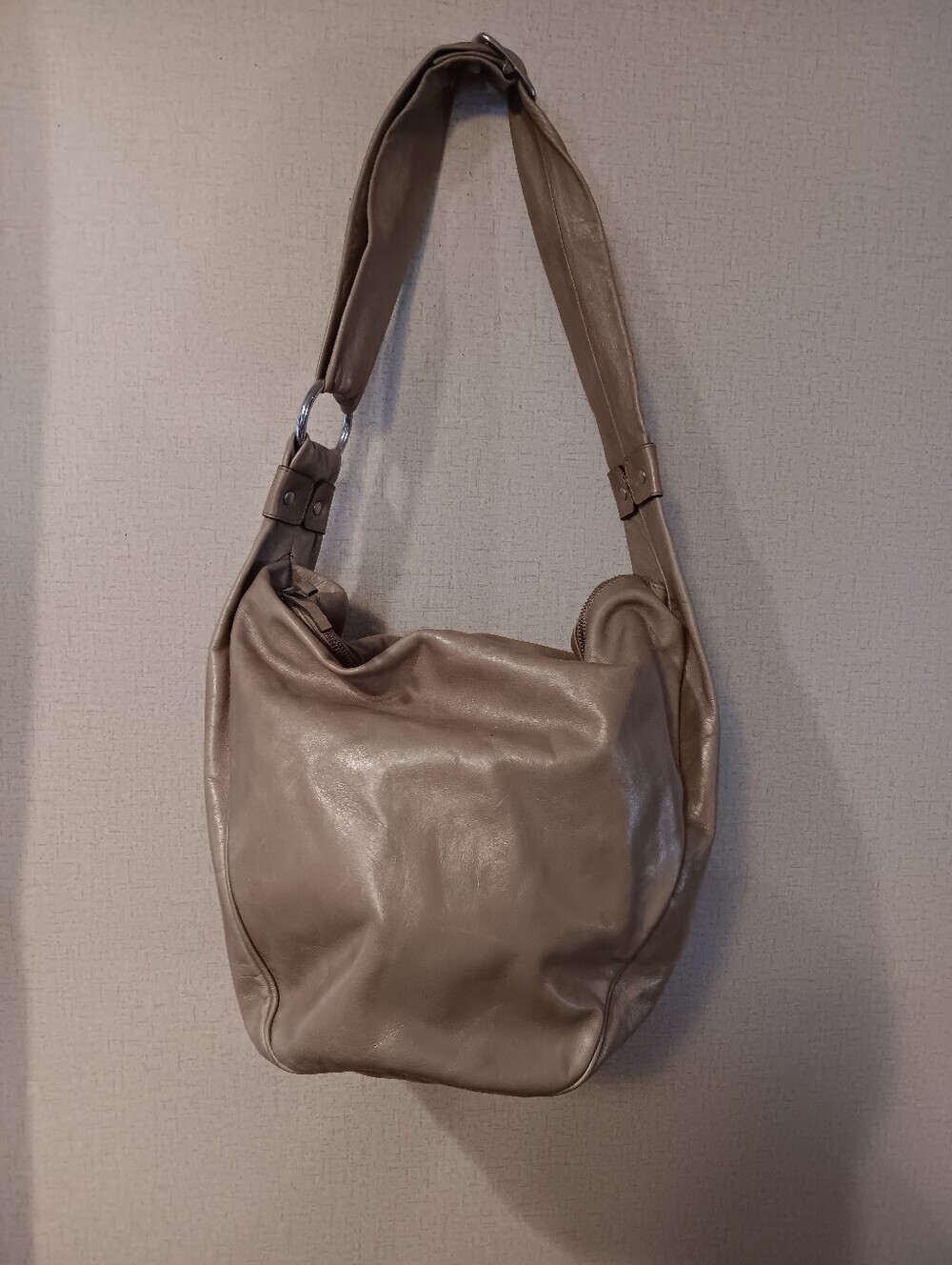 Giudit Made In Italy Taupe Leather Shoulder Bag - Neutral Taupe
